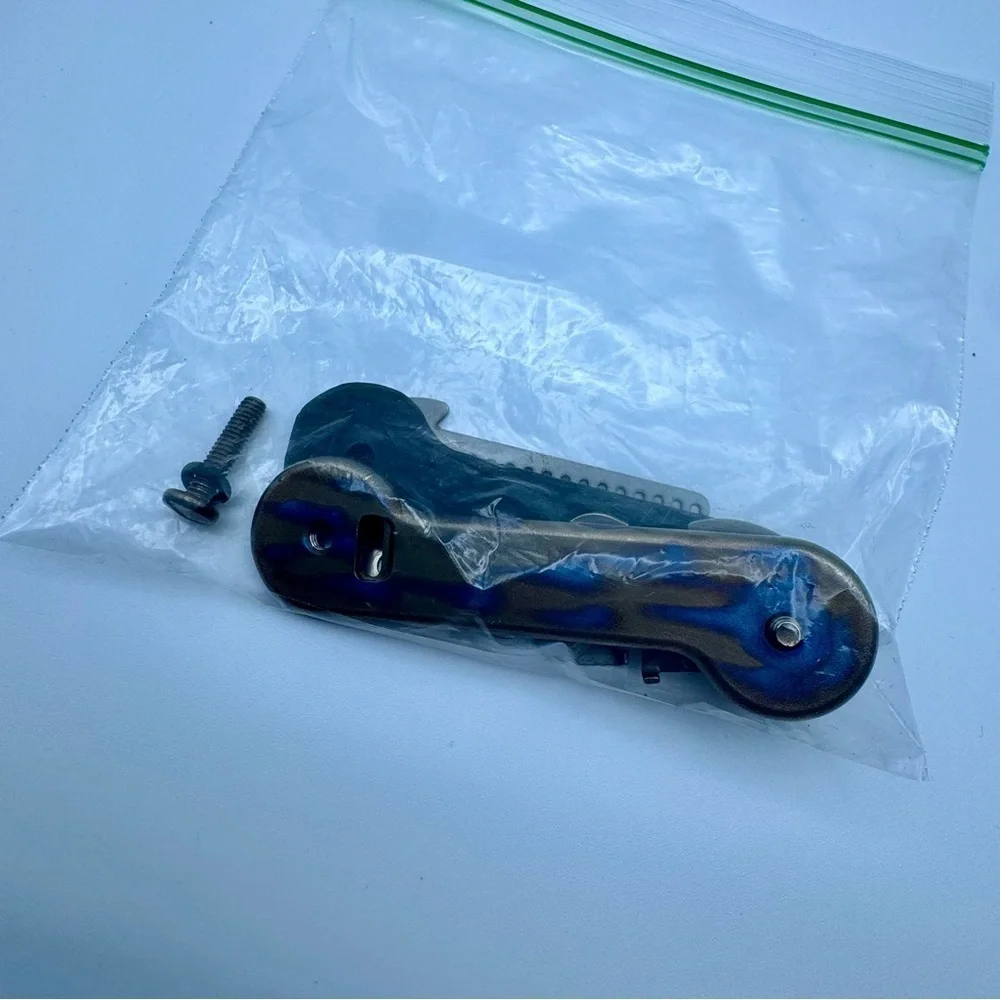Black Carbon Fiber and Silver Titanium Key Holder by KeyBar
